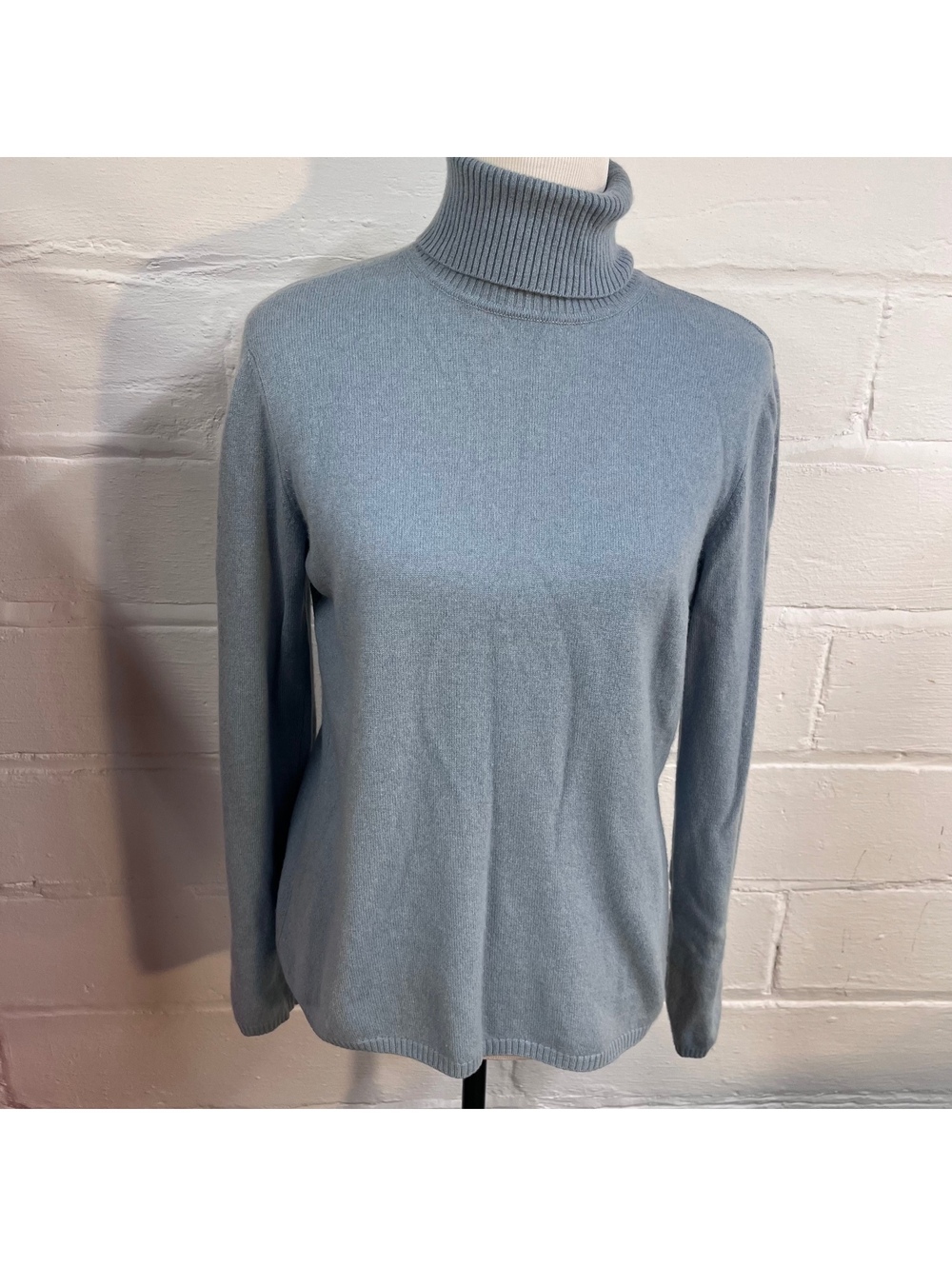 Bloomingdales Collection Fiftynine Light Blue Cashmere Turtleneck Sweater, L